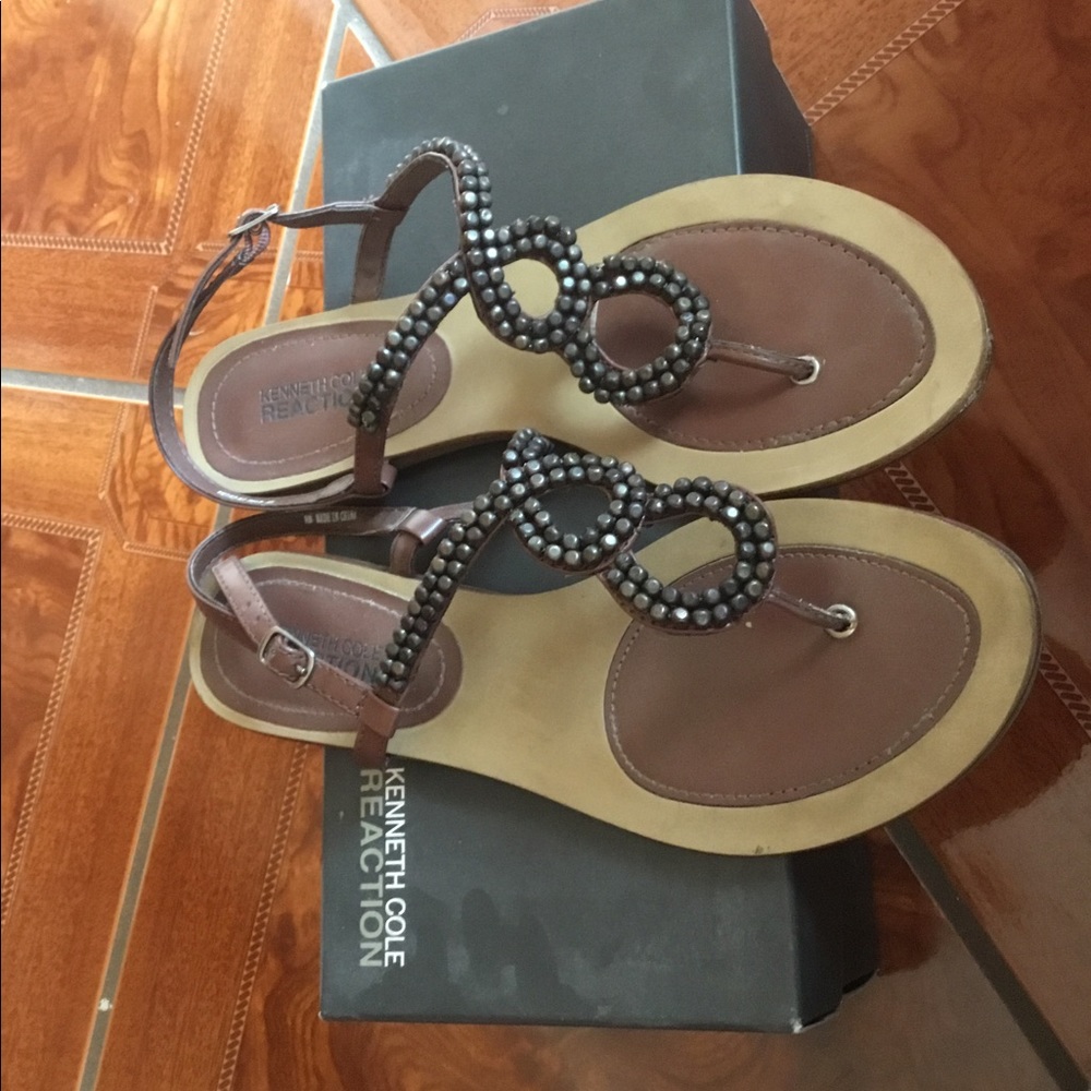 Brown Kenneth Cole sandals